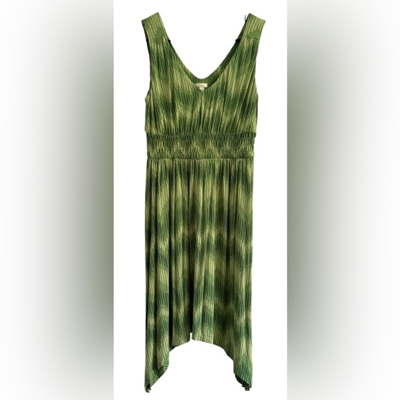 Soma Lime Green Smocked Stretch Empire Scarf Hem V Neck Sleeveless Size Medium - Picture 6 of 8